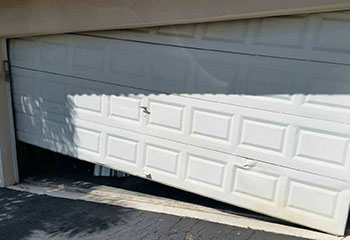 Garage Door Off Track - Park Ridge